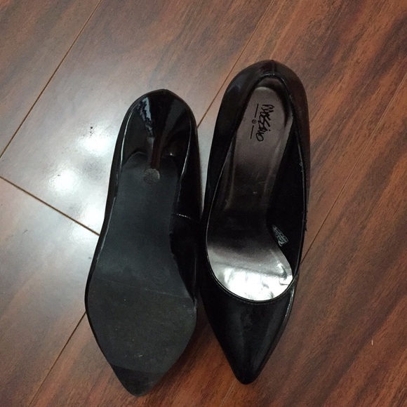 Mossimo ladies shoes 👠! Size 6! Needs a new home! - Picture 5 of 5